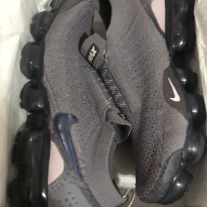 COPY - NIKE AIR VAPORMAX MOC 2 GUNSMOKE.